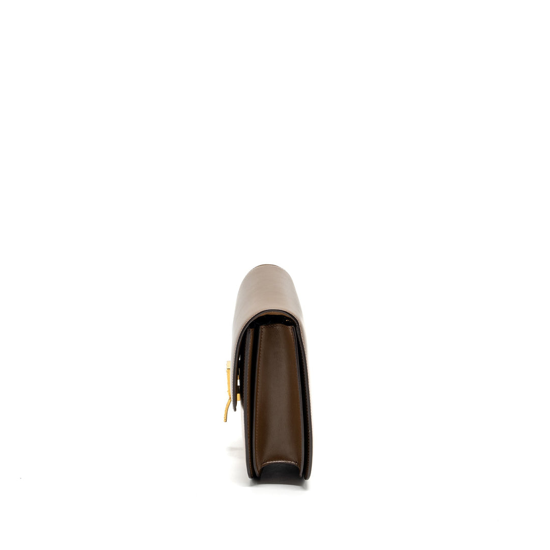 Top Quality Celine Classic Medium Box Calfskin Tan