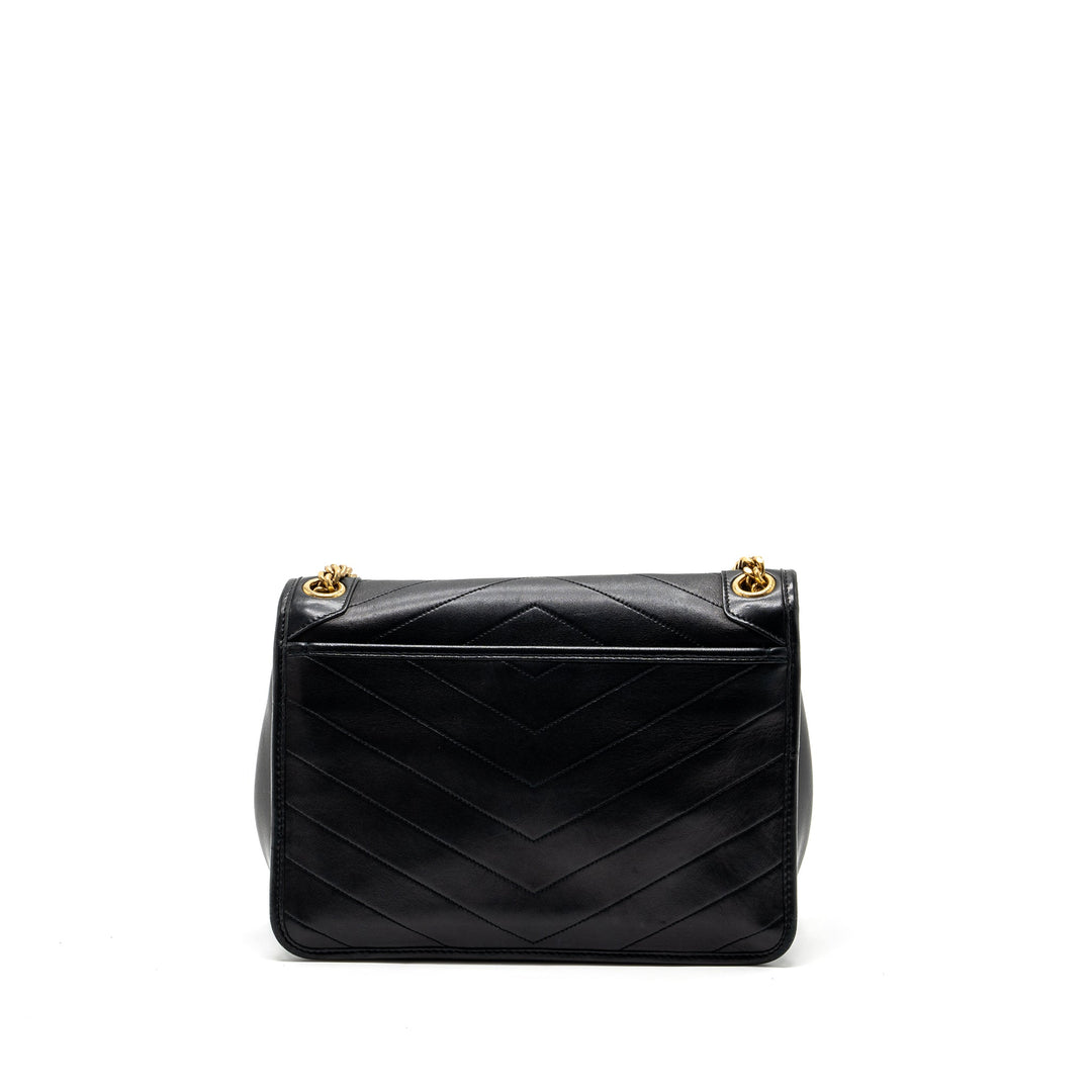 Saint Laurent medium Niki lambskin black GHW