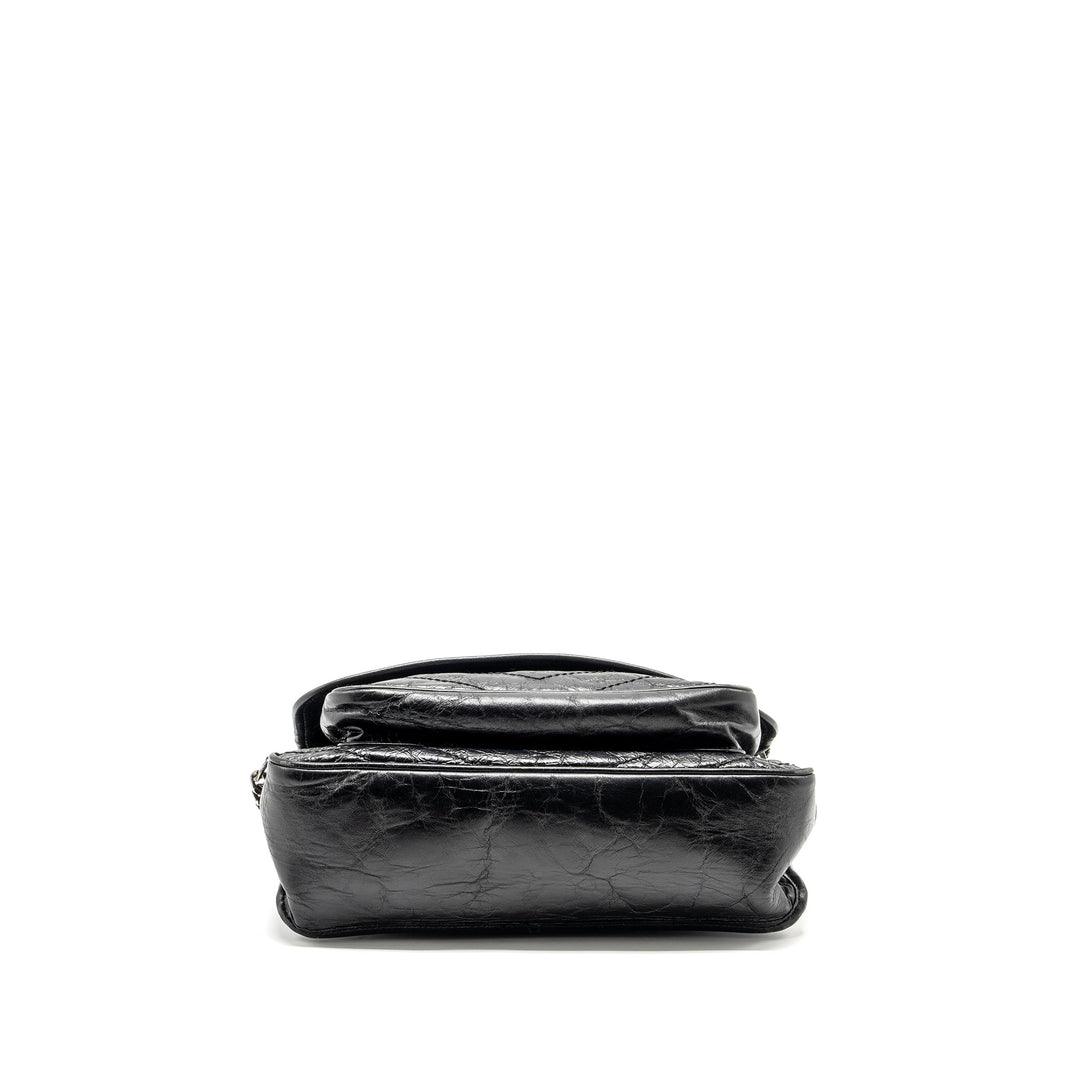 Saint Laurent/YSL Medium Niki Bag Shiny Calfskin Black SHW