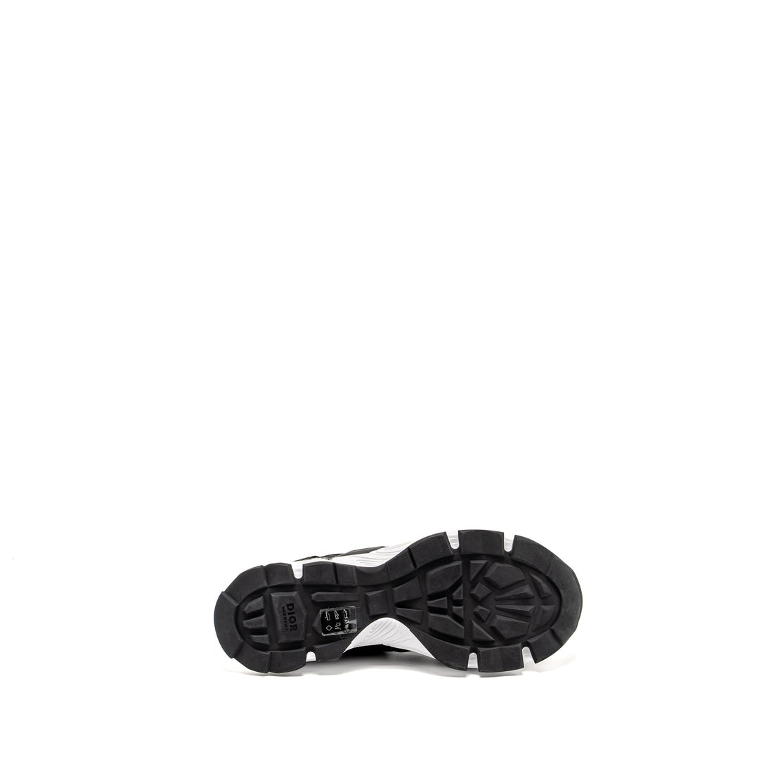 Top quality Dior Size 42 CD Sneaker Neoprene/Leather Black/White