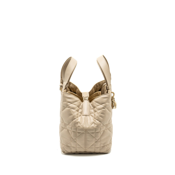 Top quality Dior Medium Top quality Dior Toujours Tote Bag Calfskin Powder Beige