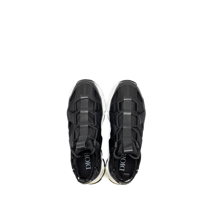 Top quality Dior Size 42 CD Sneaker Neoprene/Leather Black/White