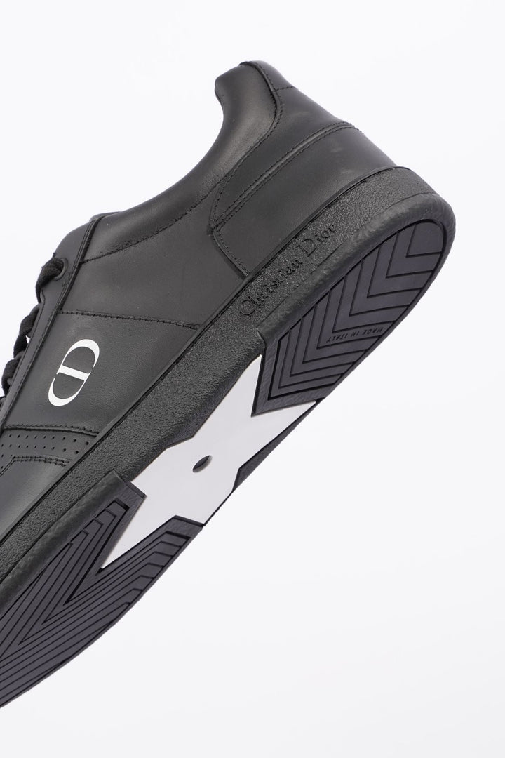 Christian Dior Low Top Sneaker Black / White EU 39 / UK 6