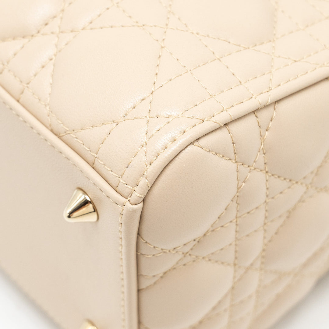 Top quality Dior Medium Lady Top quality Dior Lambskin Beige/Blue