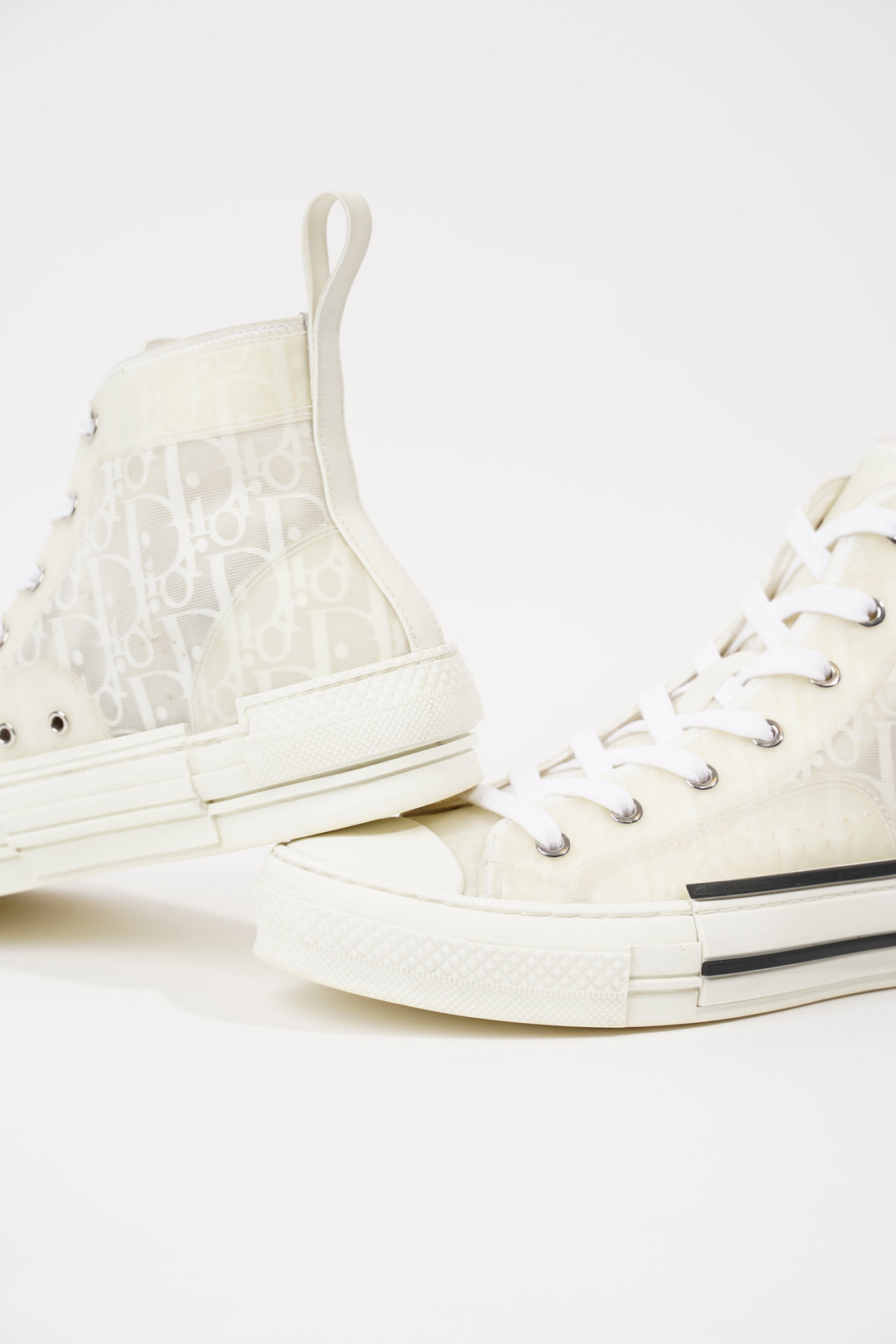 Christian Dior Womens B23 White EU 40.5 / UK 7.5