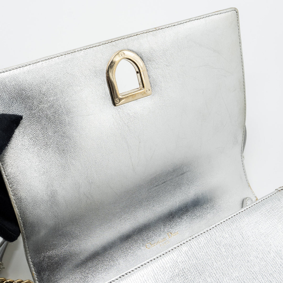Top quality Dior Top quality Diorama Bag Goatskin Metallic Silver