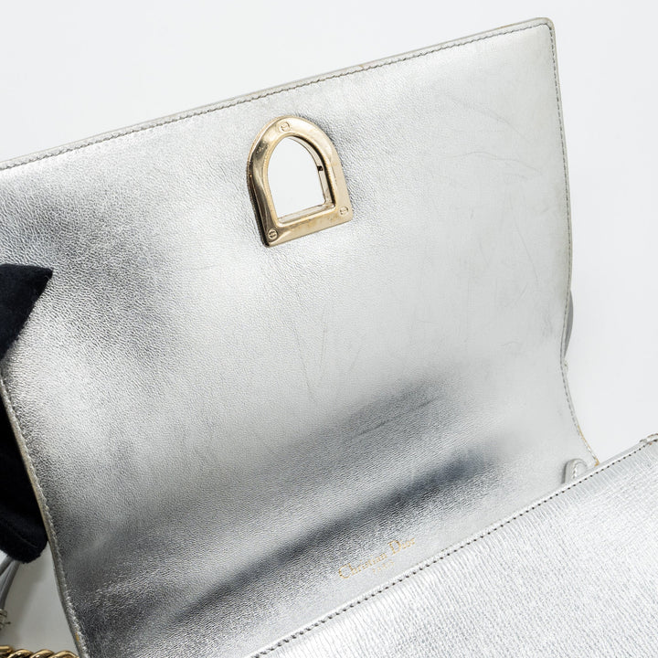 Top quality Dior Top quality Diorama Bag Goatskin Metallic Silver
