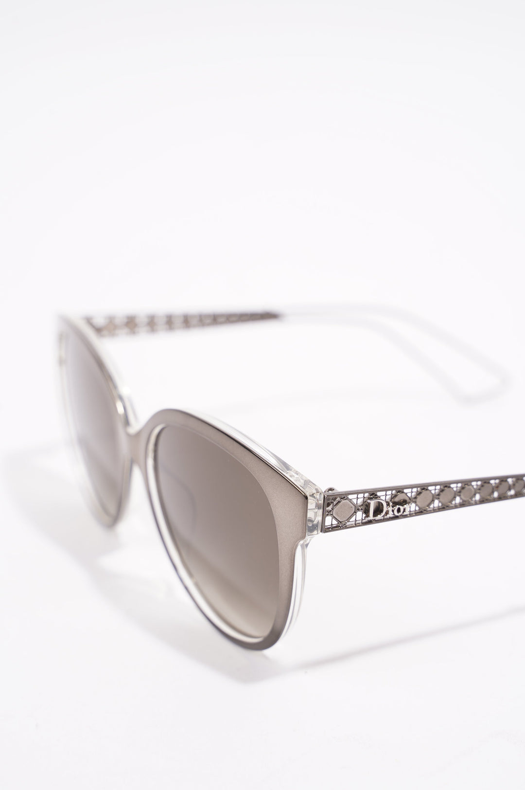 Christian Dior Womens Diorama 2 Sunglasses Grey / Metal 145