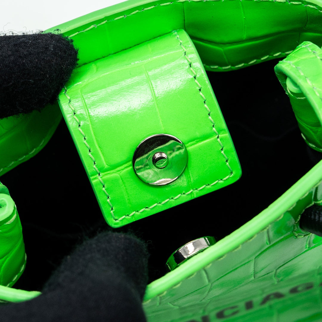 Top Quality Balenciaga Shopping iPhone holder croc-embossed leather Green/Black SHW