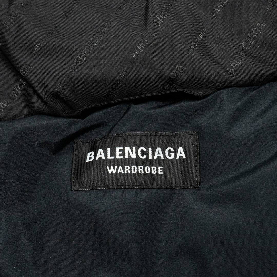 Top Quality Balenciaga size 44 oversized puffer jacket black