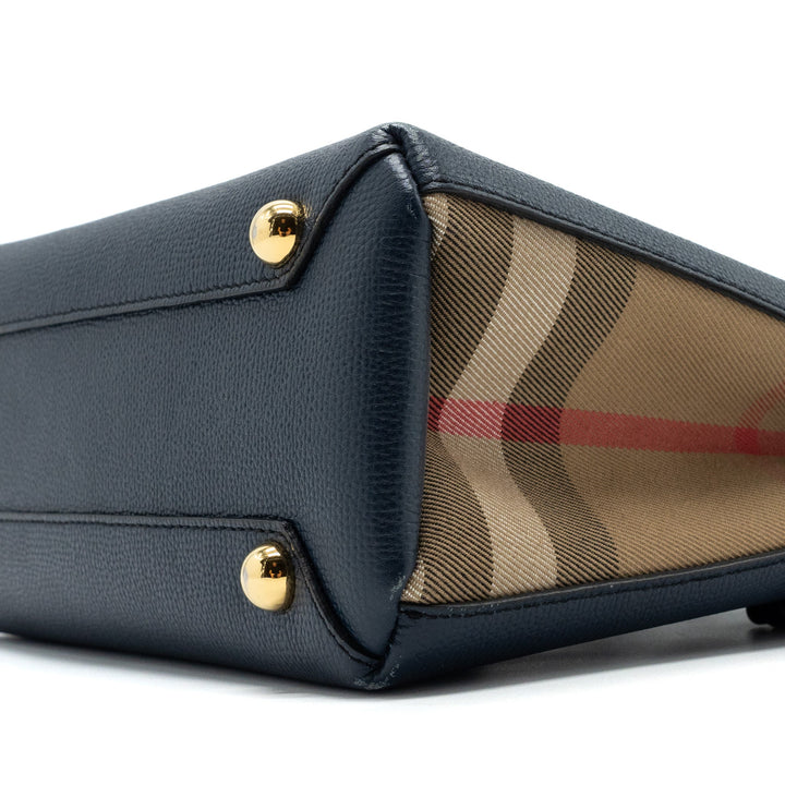 Burberry House Check Banner Tote bag calfskin navy/multicoloured GHW