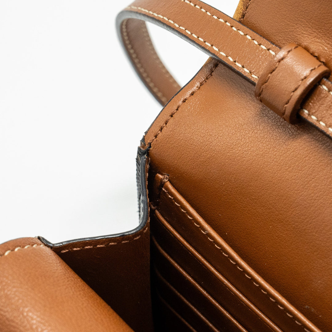 Top Quality Celine Wallet on strap Triomphe Canvas / Smooth Lambskin Tan