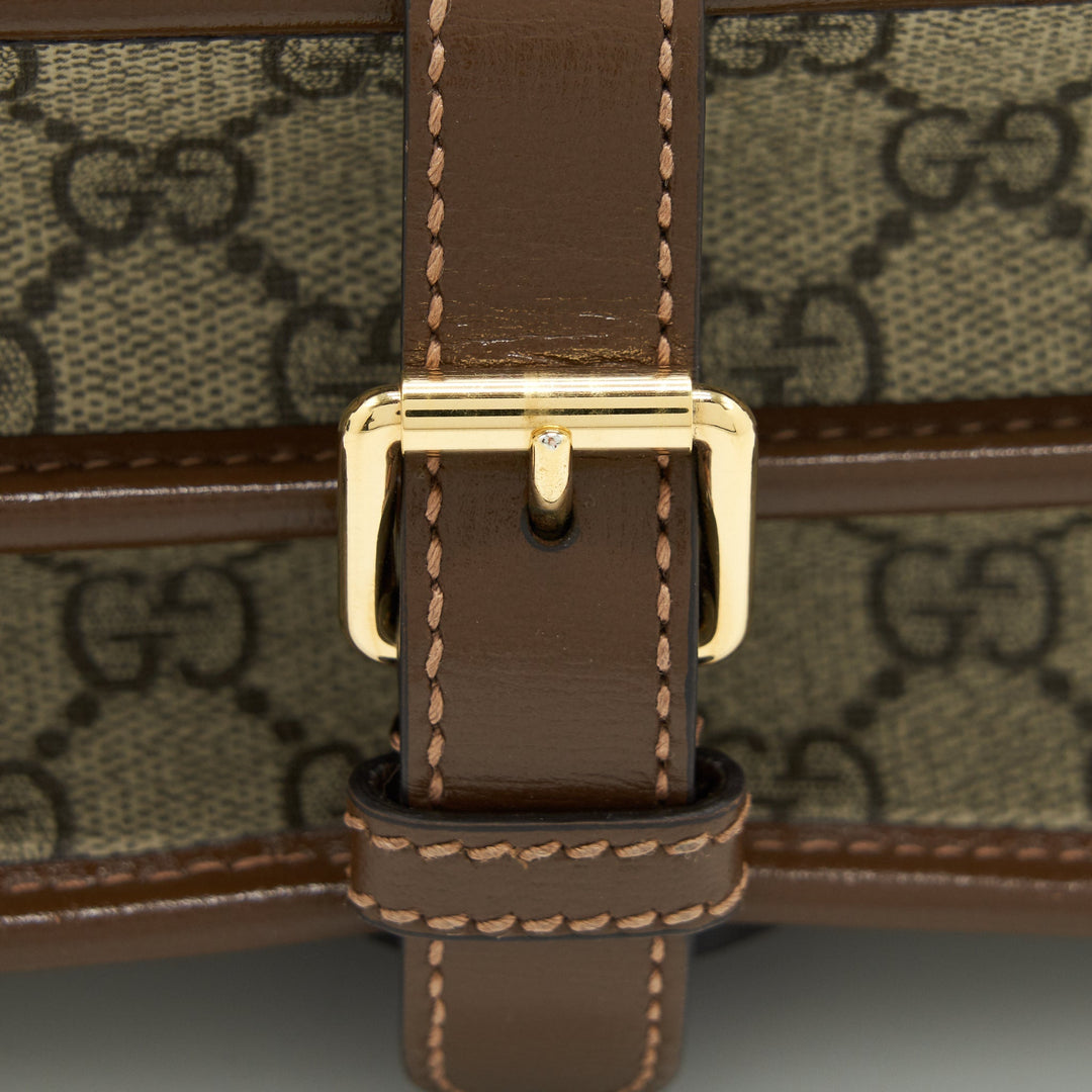 Gucci Crossbody Messenger bag