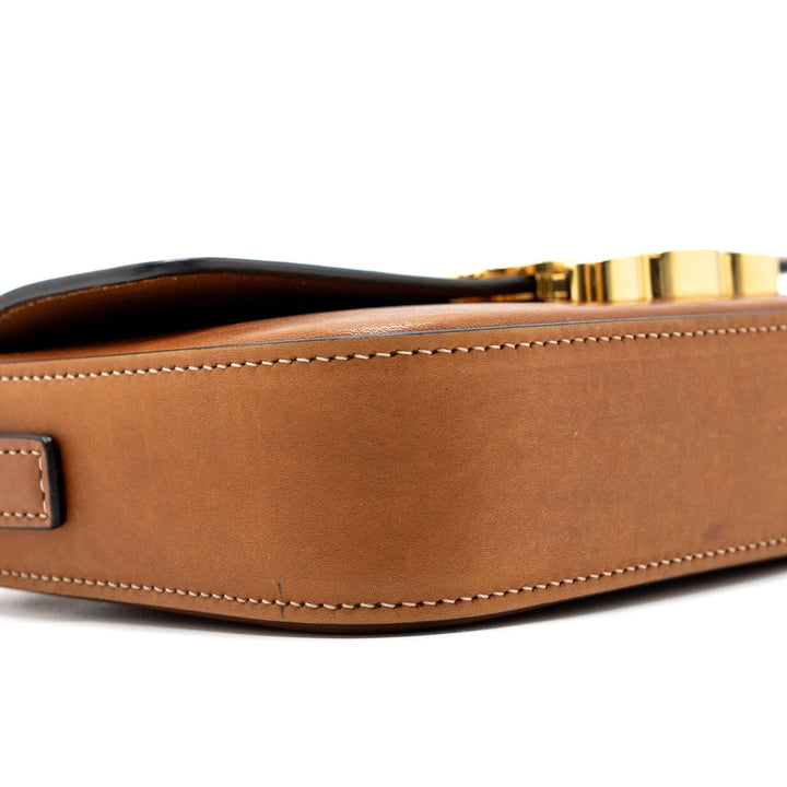 Top Quality Celine Triomphe Shoulder bag Natural Calfskin Tan