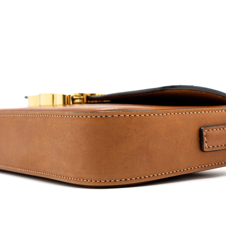 Top Quality Celine Triomphe Shoulder bag Natural Calfskin Tan