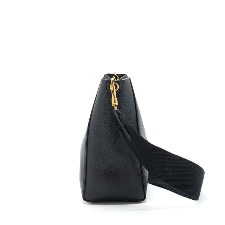 Top Quality Celine Small Sangle Bucket Bag Soft Grained Calfskin Black