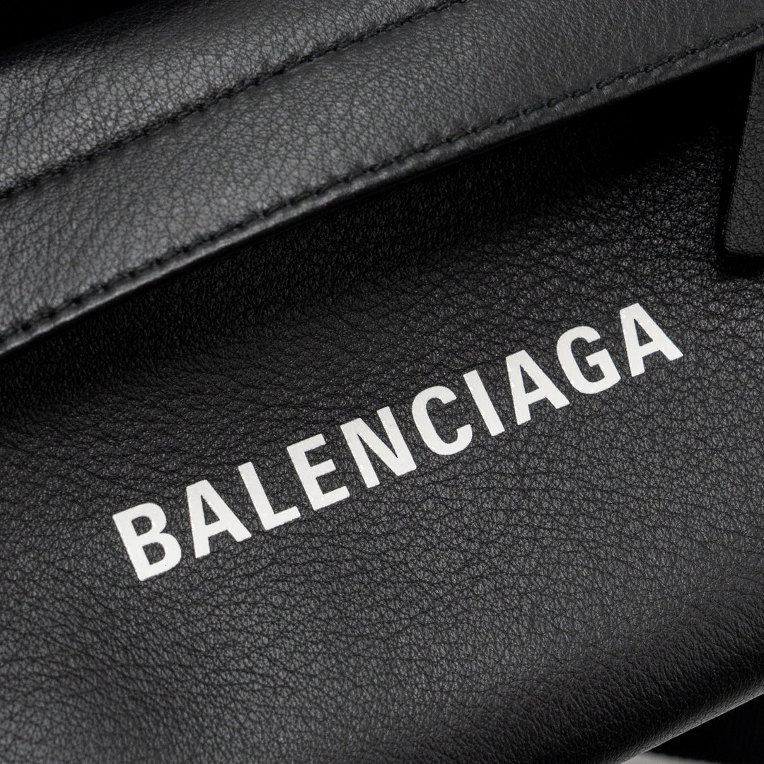 Top Quality Balenciaga Everyday Beltpack Calfskin Black SHW