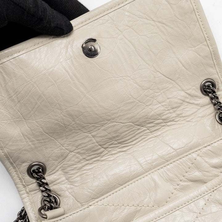 Saint Laurent/YSL Niki Baby Flap Bag Calfskin White SHW
