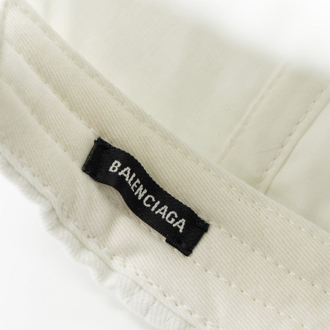 Top Quality Balenciaga Size L Embroidery Baseball Cap Fabric White