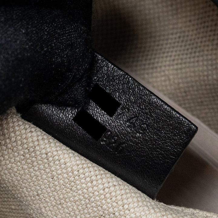 Gucci messenger crossbody bag patent black
