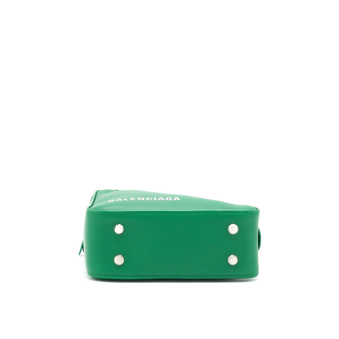 Top Quality Balenciaga Triangle duffle bag green shw