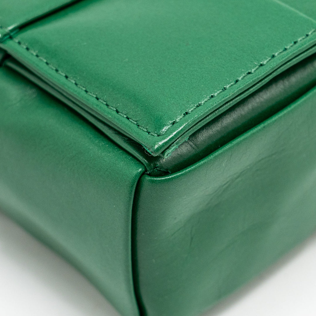 Bottega veneta Cassette Belt Bag Calfskin Green SHW