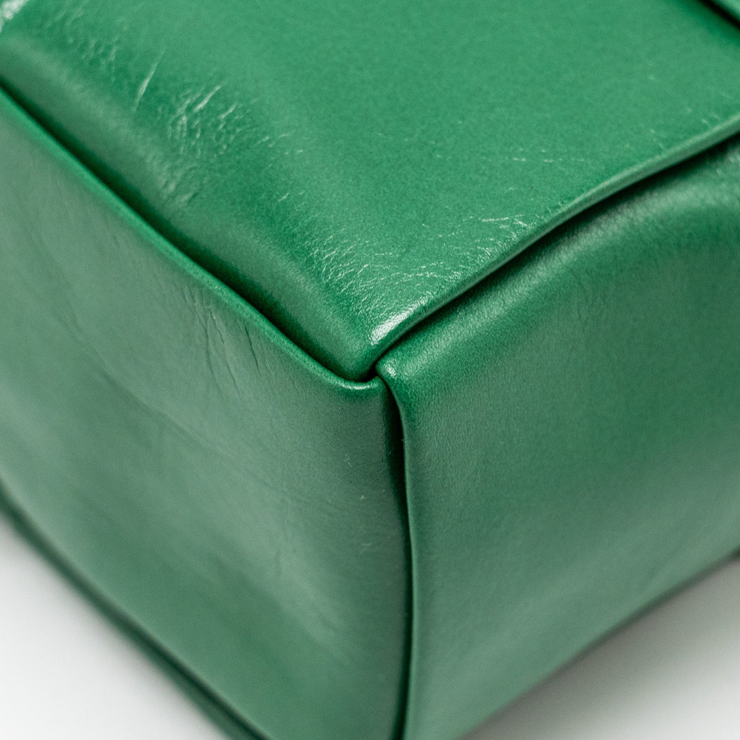 Bottega veneta Cassette Belt Bag Calfskin Green SHW