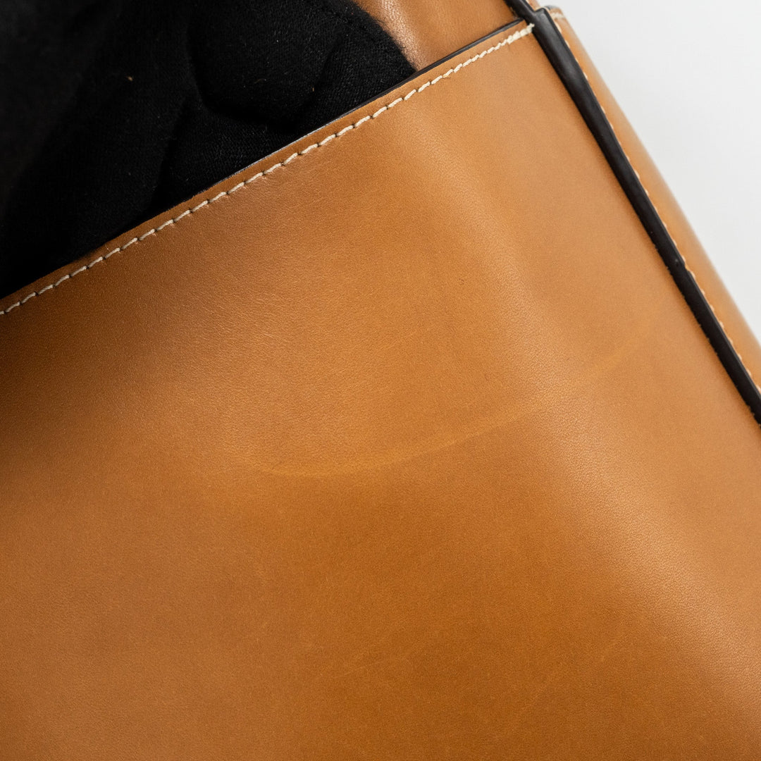 Top Quality Celine Sangle bucket bag leather brown