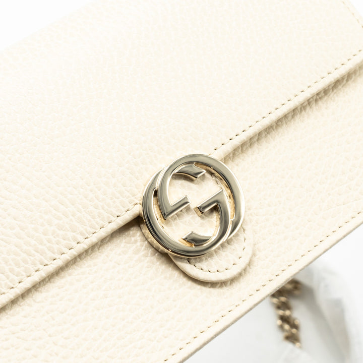 Gucci Interlocking G Crossbody Chain Bag Wallet leather White