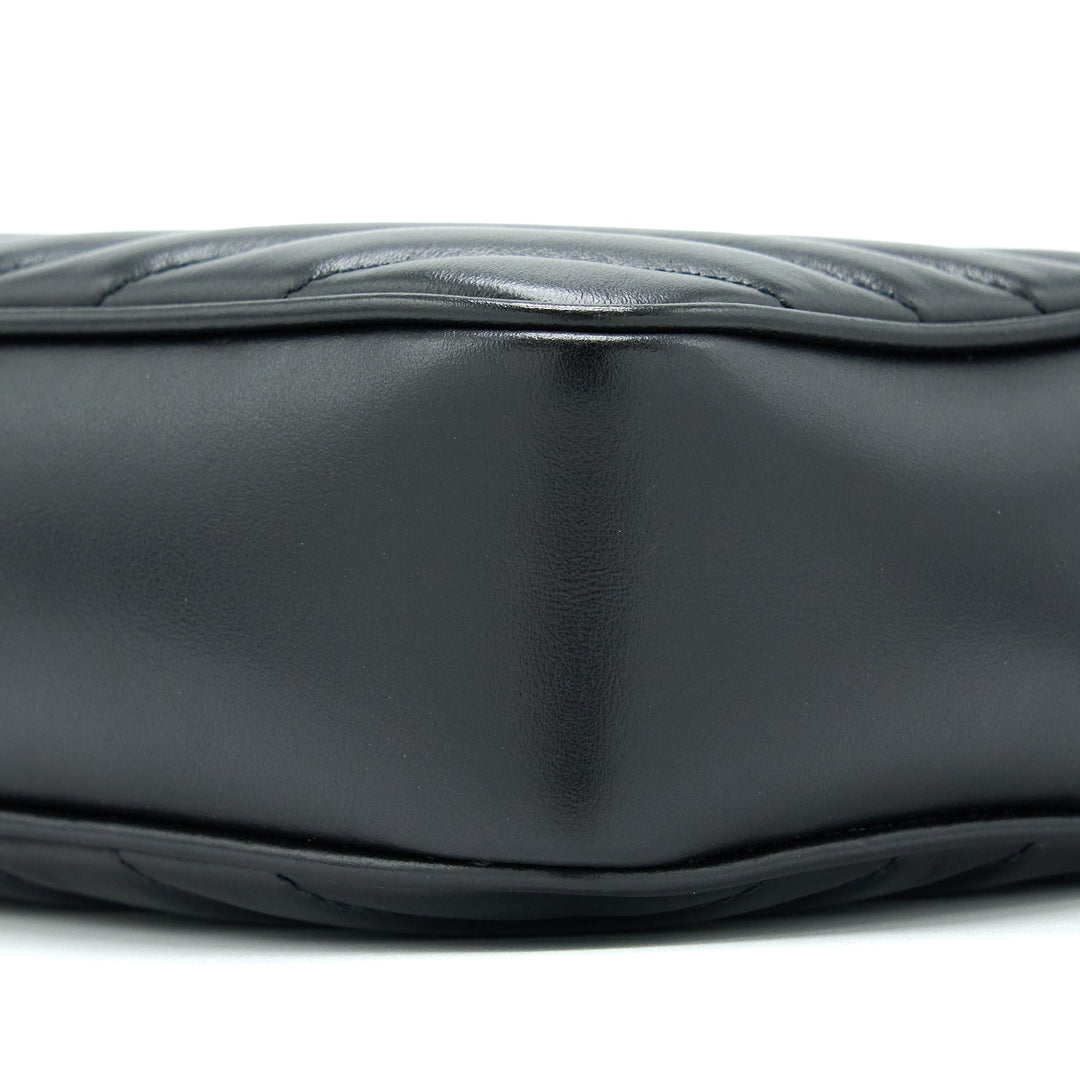 Saint Laurent/YSL Lou Camera Bag Calfskin So Black
