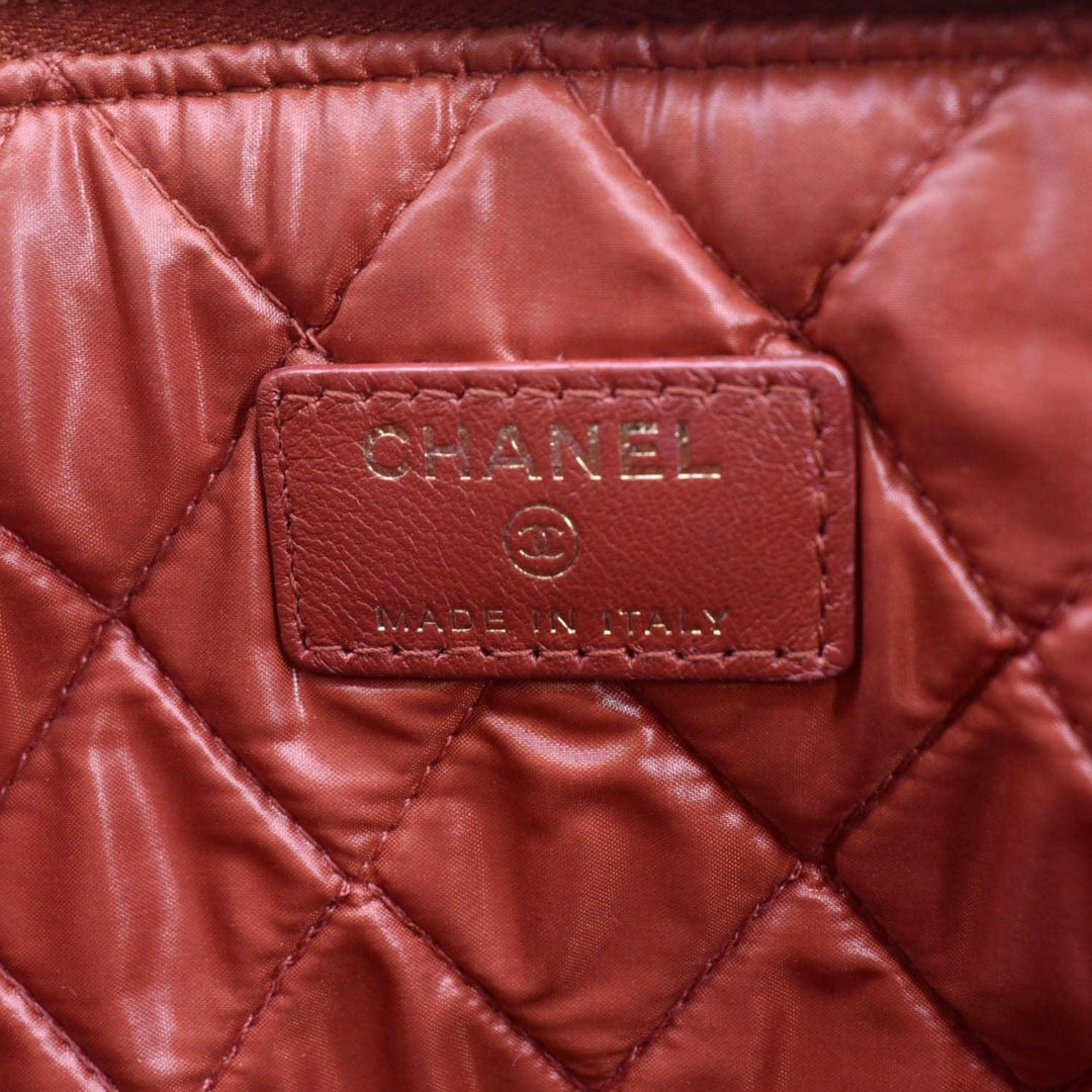 Top Quality Chanel Classic O-Case Leather Zip Pouch Red
