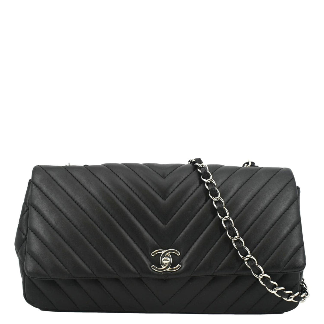Top Quality Chanel Surpique Jumbo Chevron Lambskin Leather Flap Crossbody Bag Black