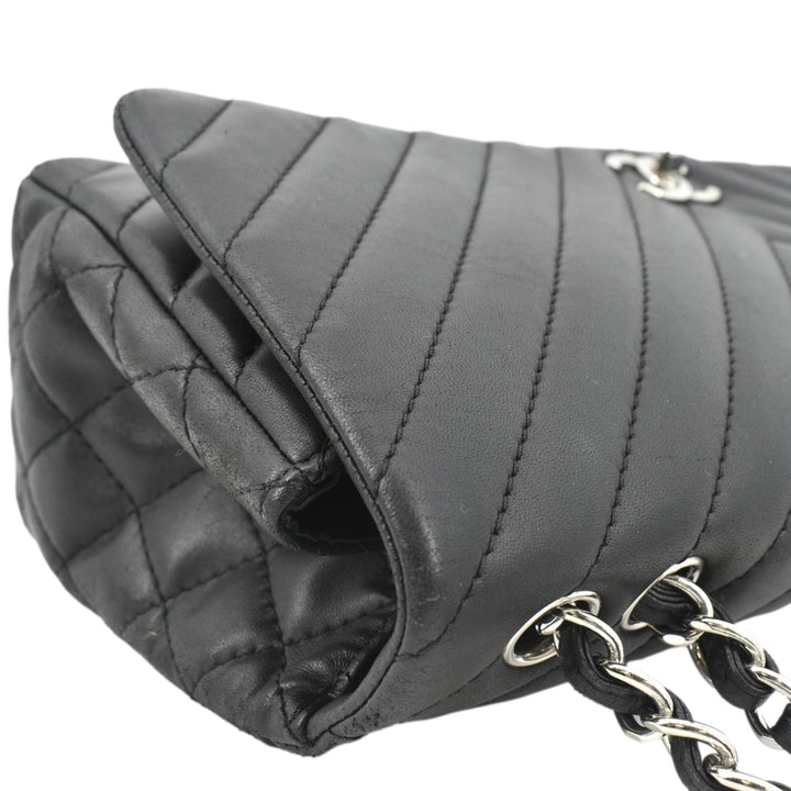 Top Quality Chanel Surpique Jumbo Chevron Lambskin Leather Flap Crossbody Bag Black
