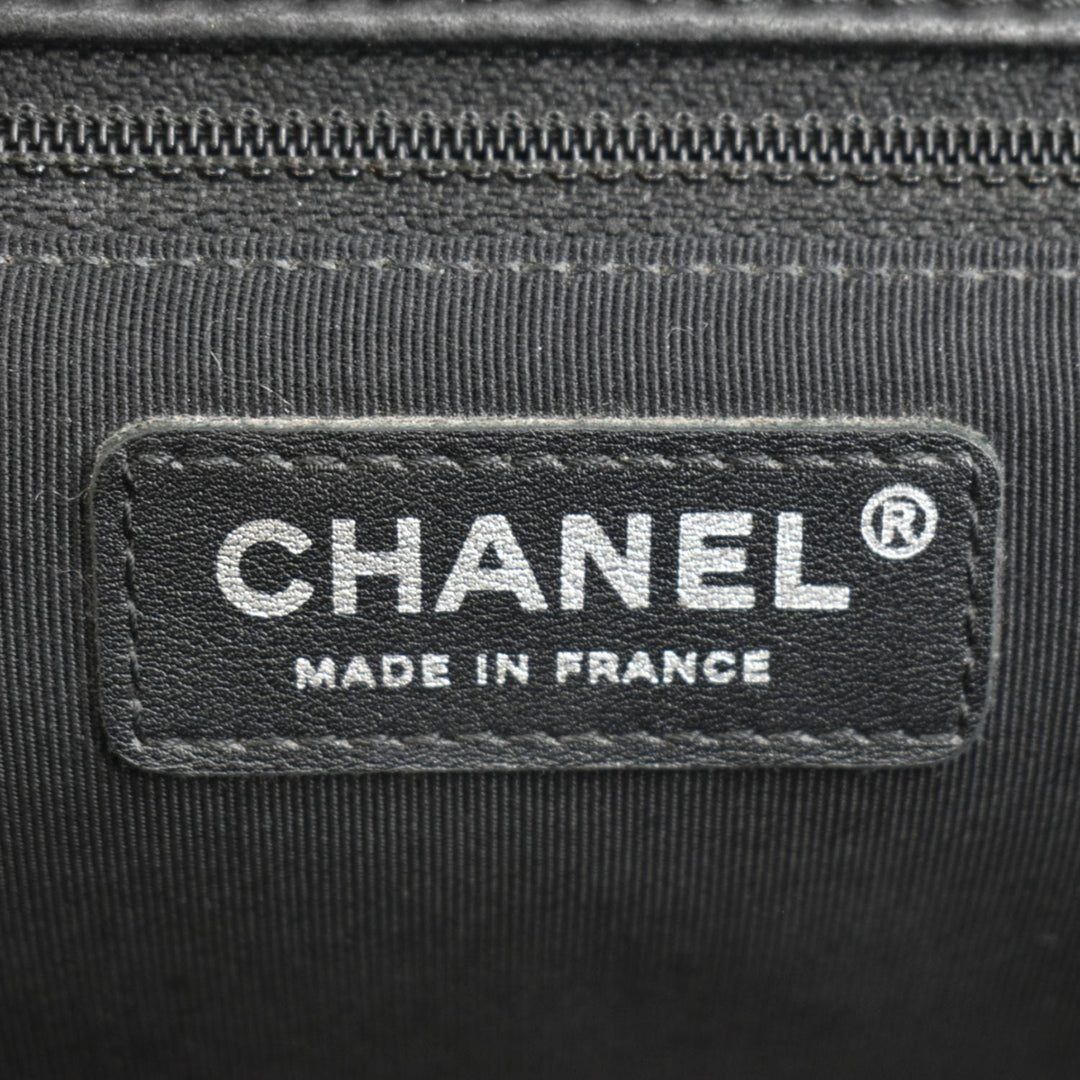 Top Quality Chanel Surpique Jumbo Chevron Lambskin Leather Flap Crossbody Bag Black