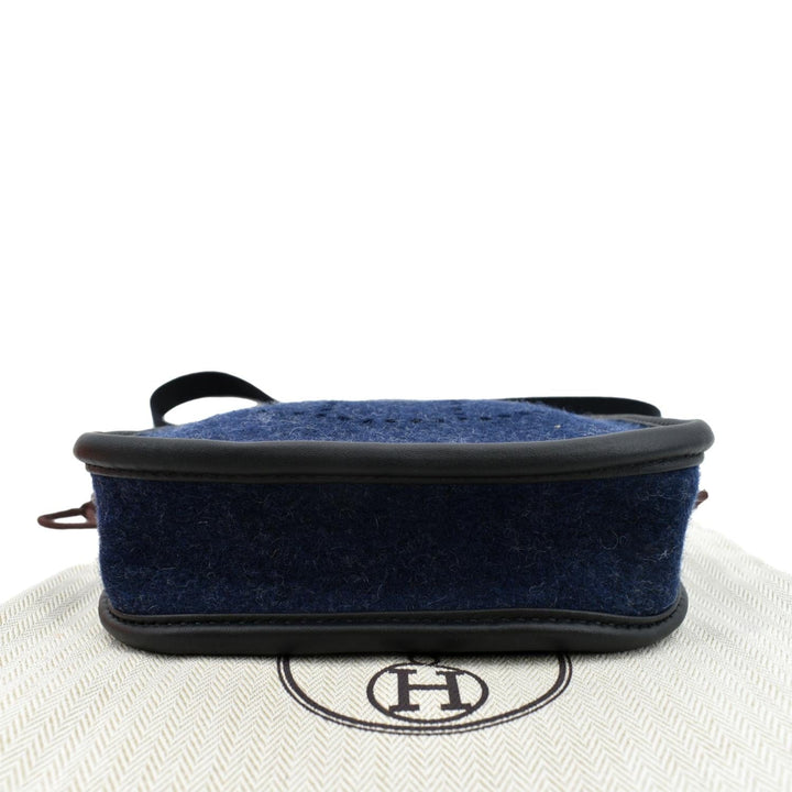HERMES Evelyne Amazone TPM Feutre Swift Crossbody Bag Leu Nuit