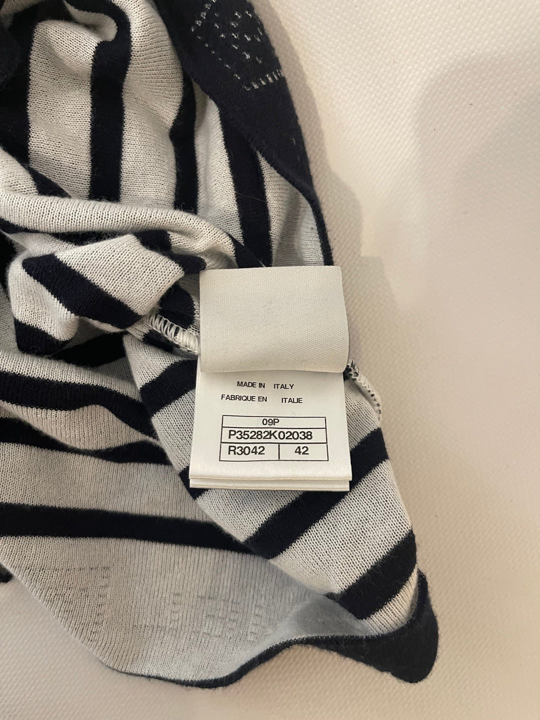Top Quality Chanel 09P Navy and White Sleeveless Hoodie Top with Logo Details Size FR 42 (UK 14)