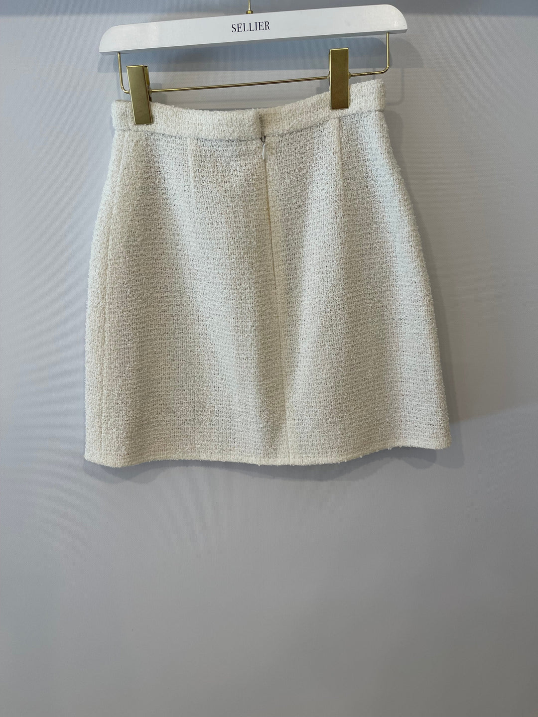 Top Quality Chanel Cream Tweed Mini Skirt with CC Logo Detailing Size FR 36 (UK 8)