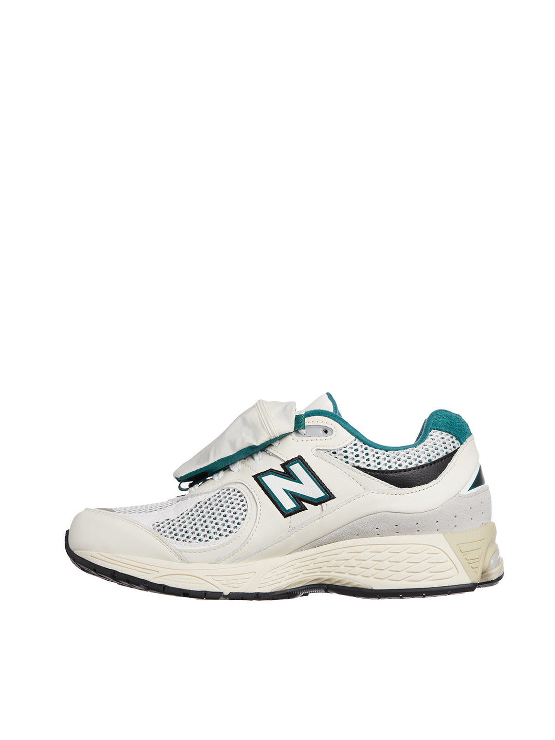 SNEAKER M2002RVD