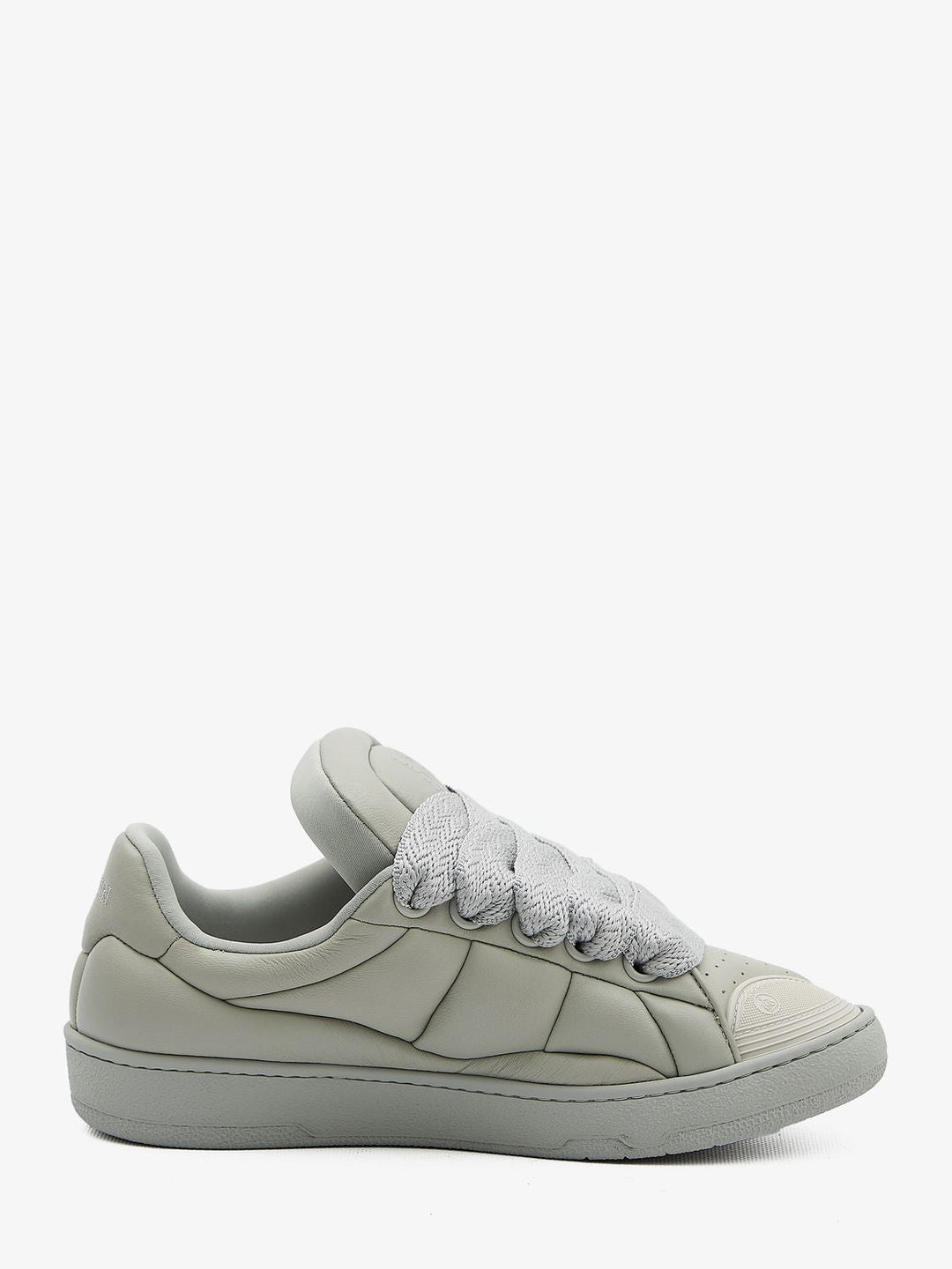 CURB XL LOW TOP SNEAKERS