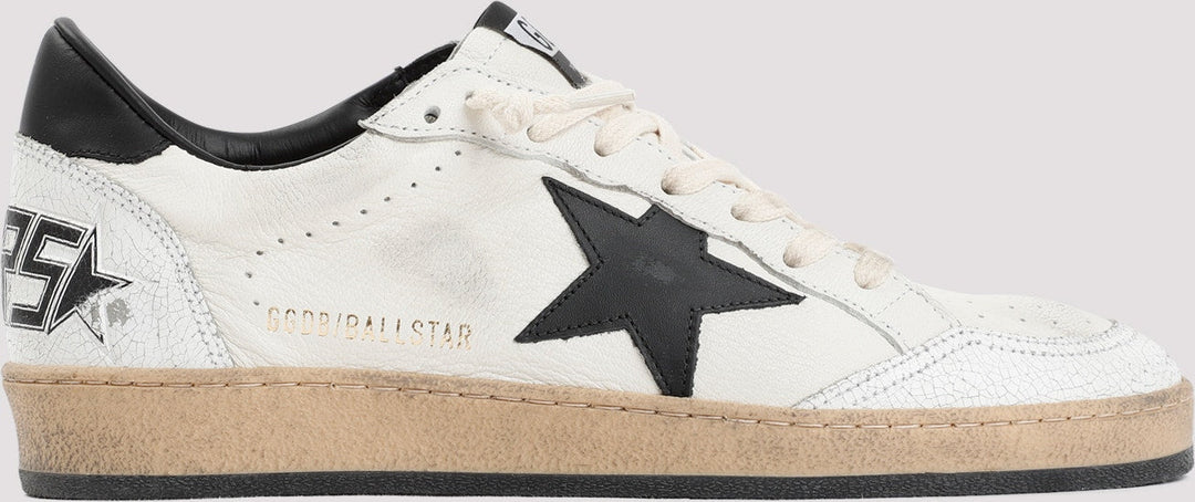 GOLDEN GOOSE DELUXE BALL STAR STAR WHITE/BLACK TRAINER
