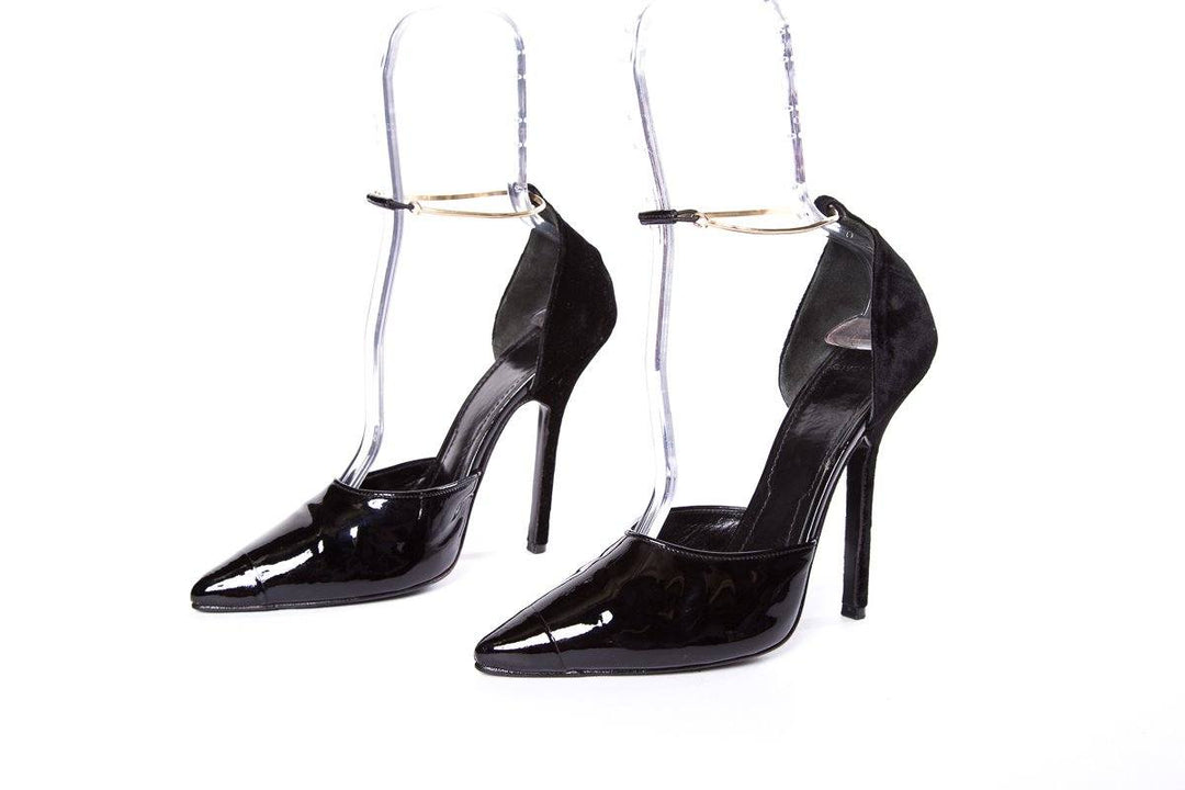 Givenchy Black Pointed Toe Pumps SZ 39 Sale