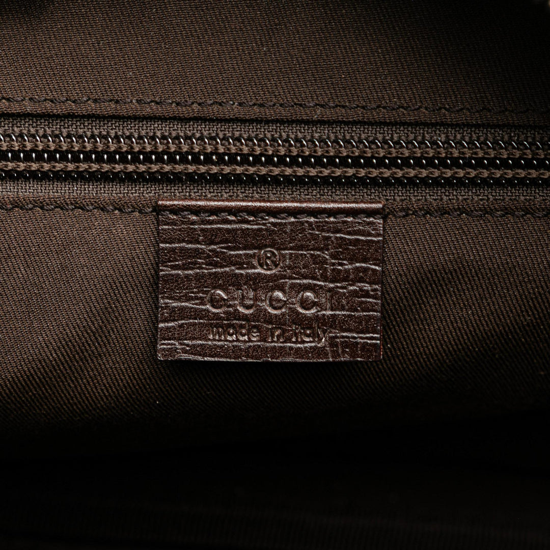 Gucci GG Supreme Crossbody Bag (SHG-WzCVPV)