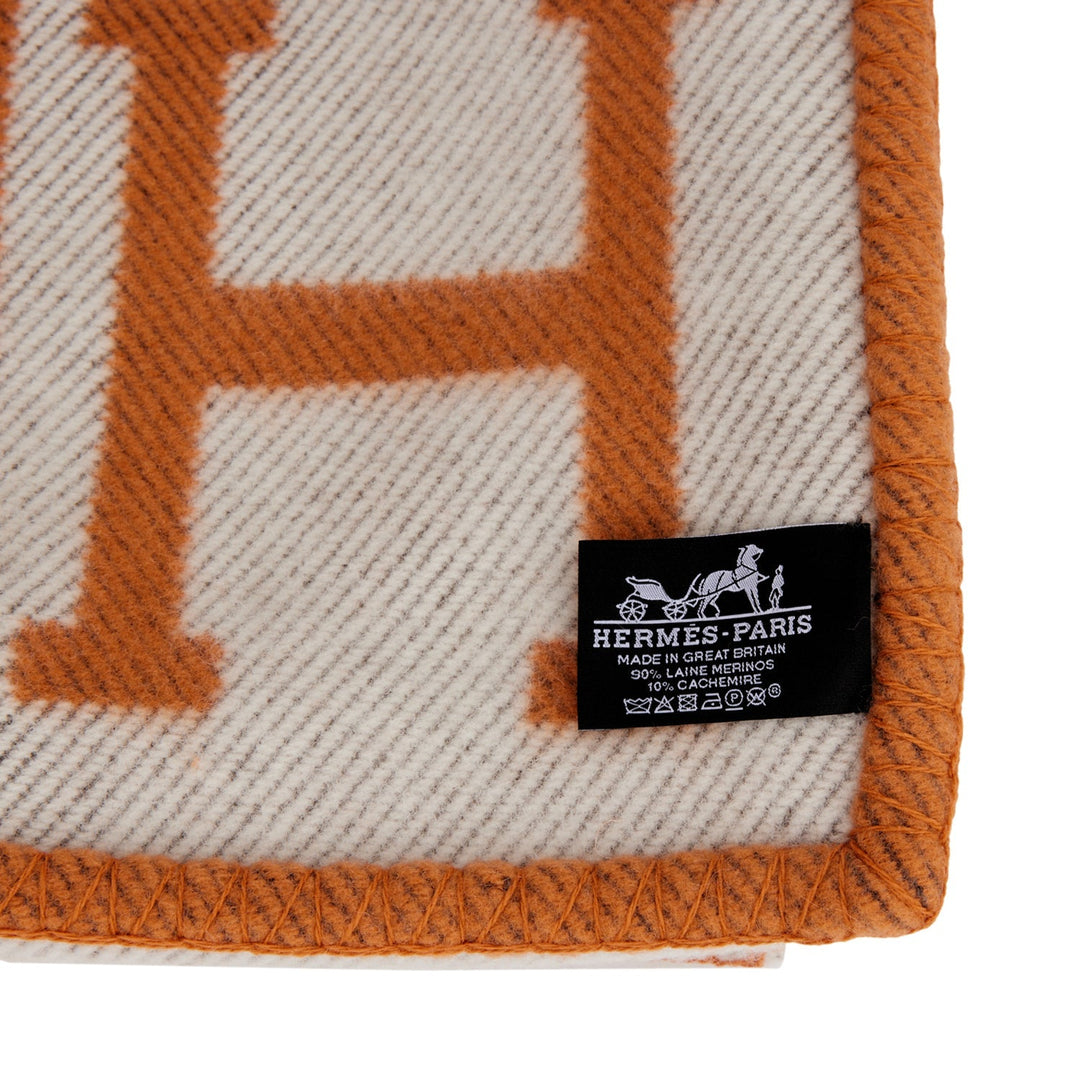 Top quality Hermes "Classic Avalon" Ecru and Orange H Blanket