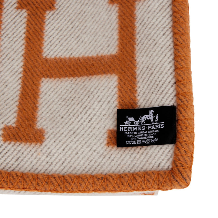 Top quality Hermes "Classic Avalon" Ecru and Orange H Blanket