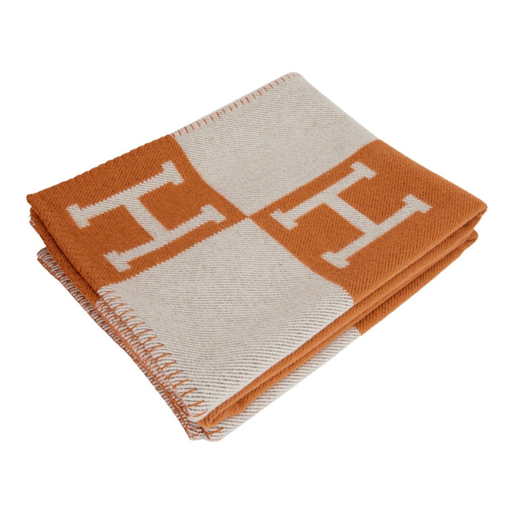 Top quality Hermes "Classic Avalon" Ecru and Orange H Blanket