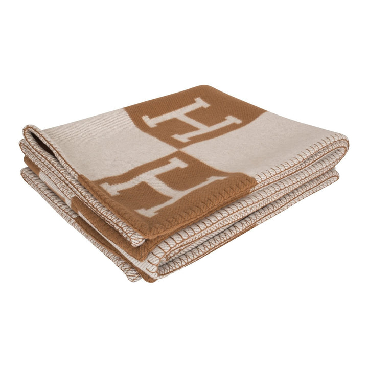 Top quality Hermes "Classic Avalon" Ecru and Camel Blanket