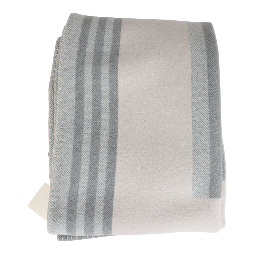 Top quality Hermes "Ithaque" Gris and Perle Blanket