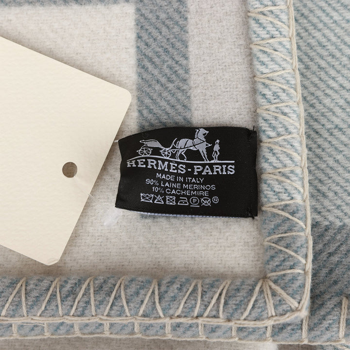 Top quality Hermes "Ithaque" Gris and Perle Blanket
