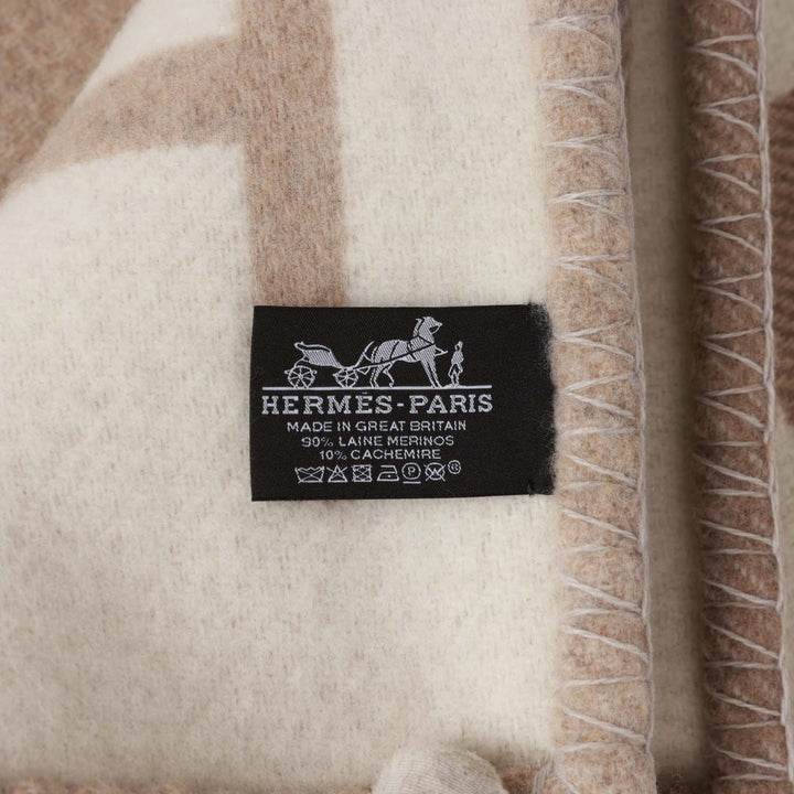 Top quality Hermes "Avalon Vibration" Ecru and Natural Blanket