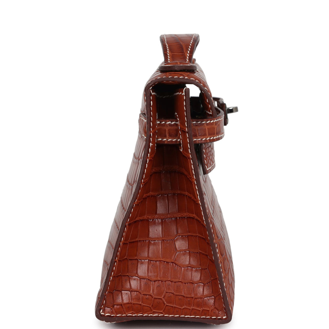 New Hermes Kelly Pochette Fauve Matte Niloticus Crocodile Ruthenium Hardware